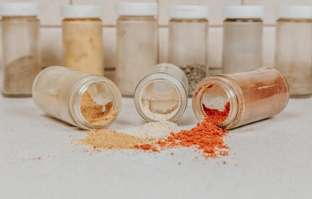 3 glass jar of spices